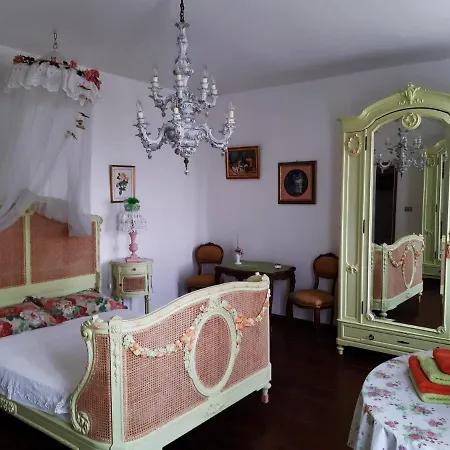 Casa Pace Bed & Breakfast