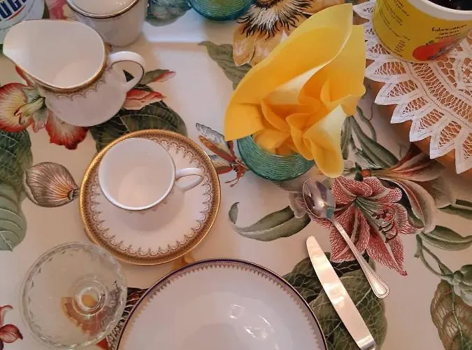 Casa Pace Bed & Breakfast *